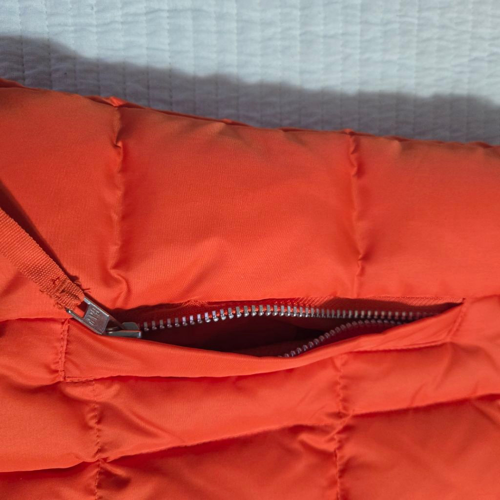 Women's GAP Down Orange Puffer Vest S EUC - Picture 11 of 11